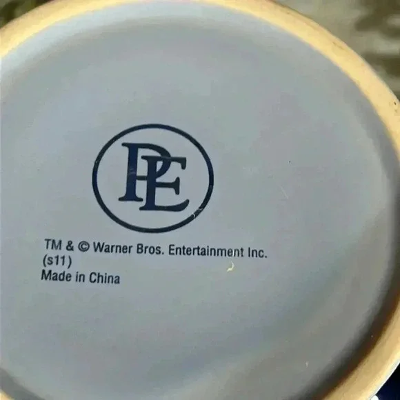 Polar Express Creamy Hot Chocolate Mug Cup - Picture 4 of 9